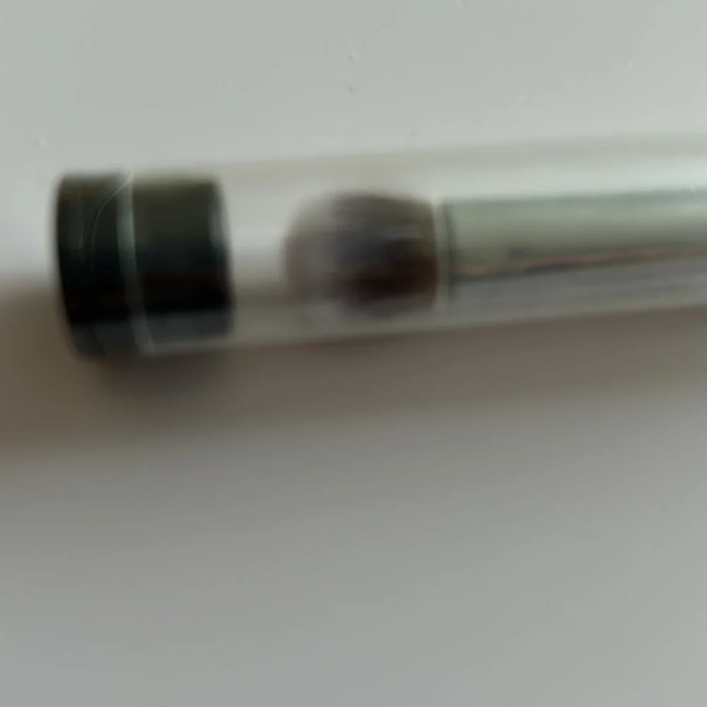 It Cosmetics All Over Shadow / Angled Liner Brush (Sealed in tube) SEALE…